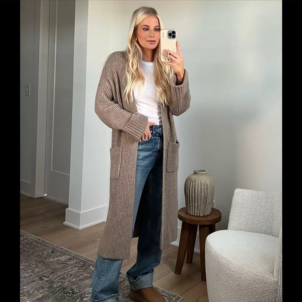 Abercrombie & Fitch Beige Long Cardigan